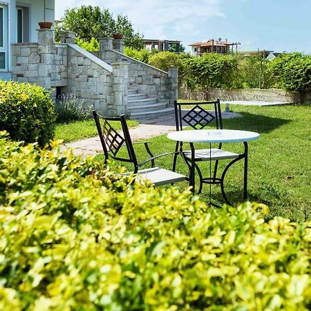 Summer Houses In Afytos Exterior photo