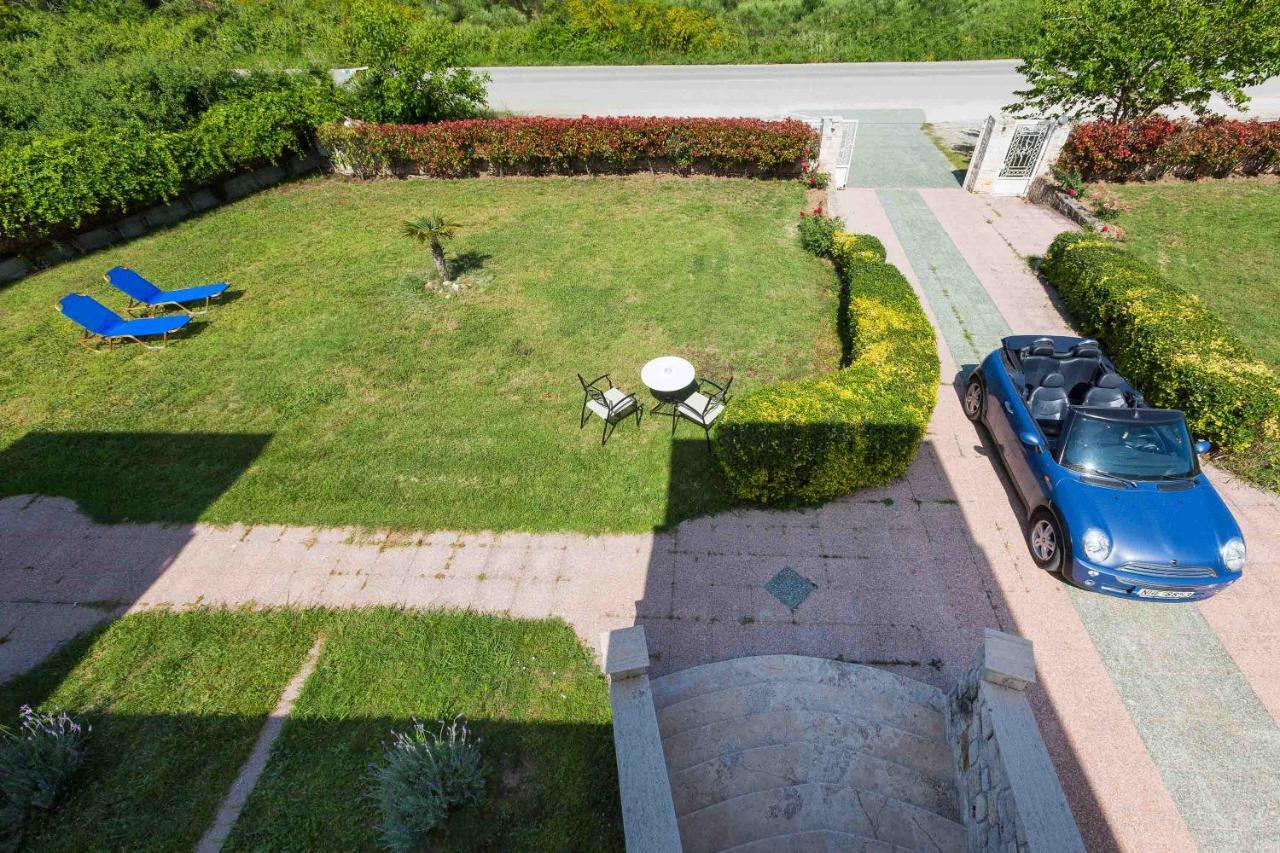 Summer Houses In Afytos Exterior photo